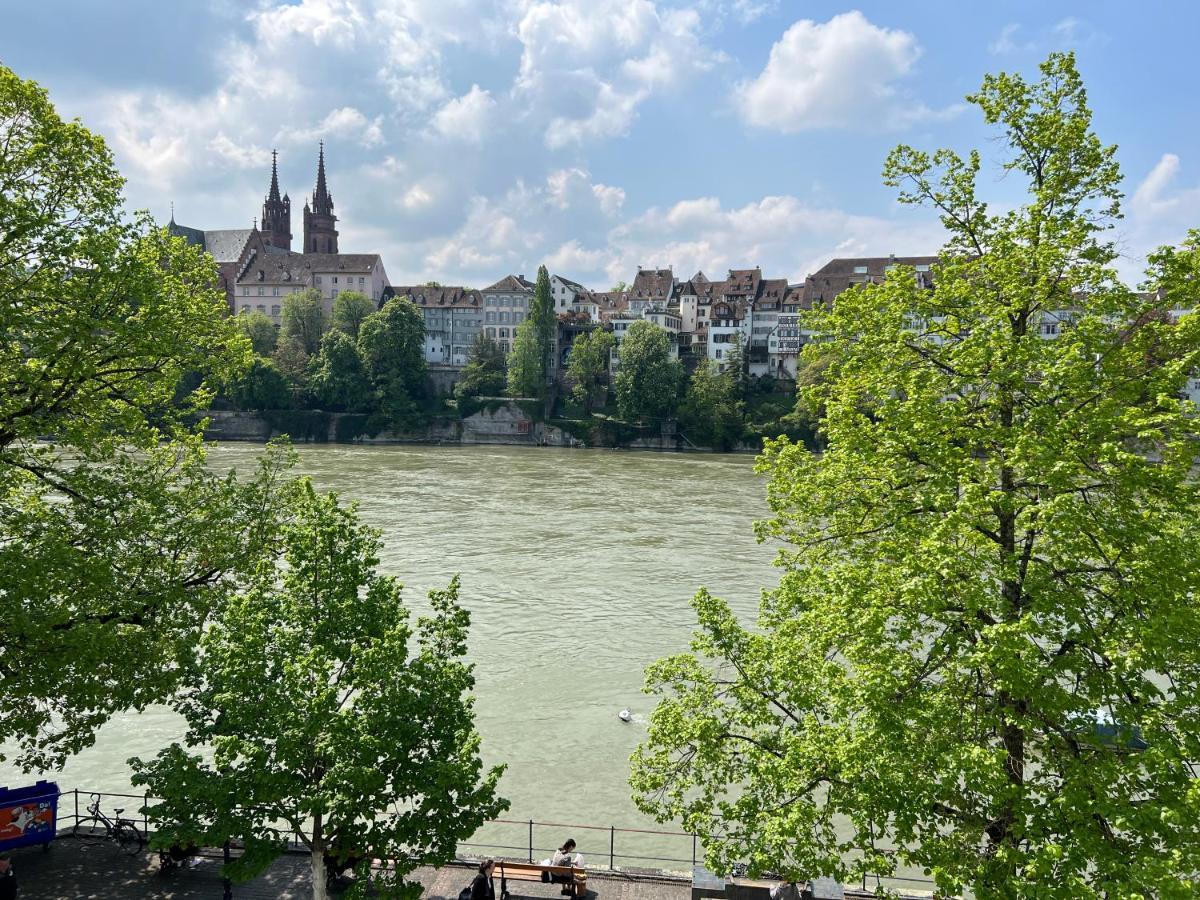 Riverside Βασιλεία Εξωτερικό φωτογραφία
