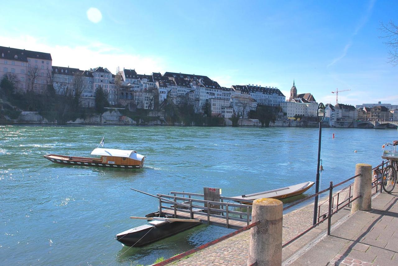 Riverside Βασιλεία Εξωτερικό φωτογραφία